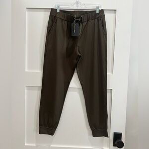 NWT Women’s athletic joggers.